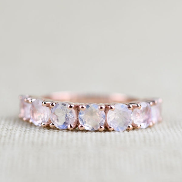 4 mm Round Rainbow Moon Stone ring 14k Rose gold Vintage Wedding Band